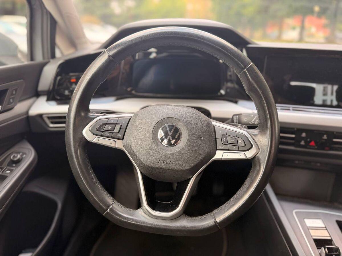 Volkswagen Golf 2.0 tdi Life 115cv dsg