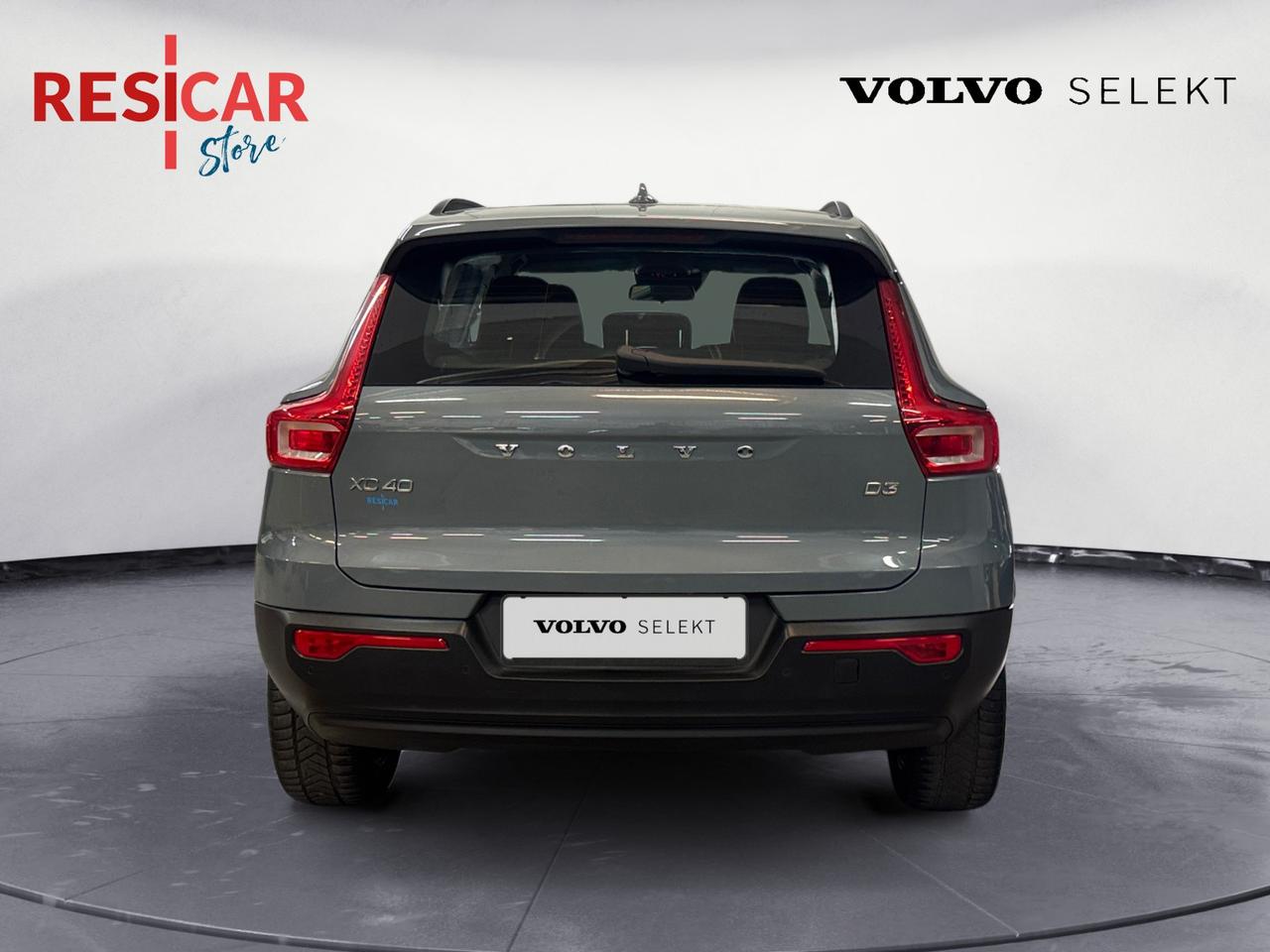 VOLVO XC40 2.0 d3 Momentum Core auto