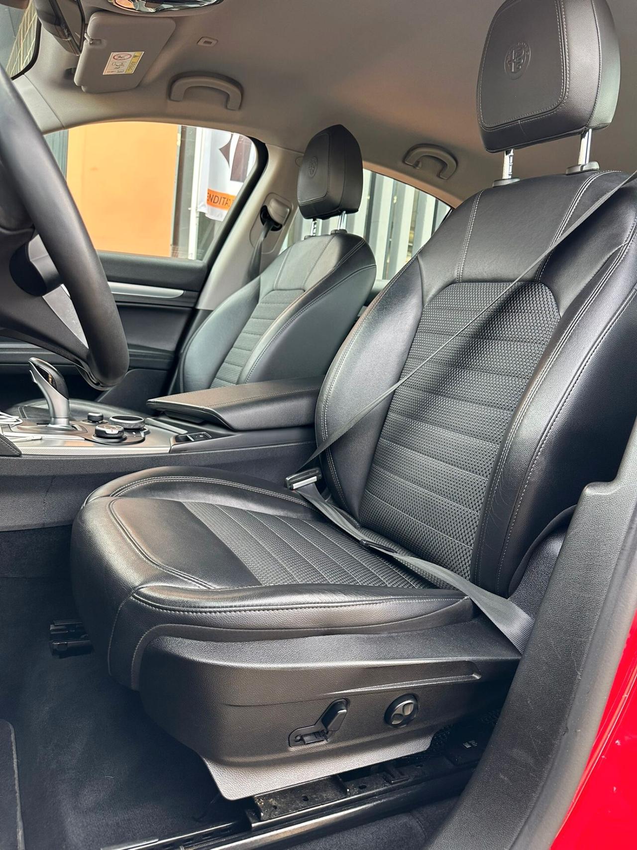 Alfa Romeo Stelvio 2.2 Turbodiesel 210 CV Super