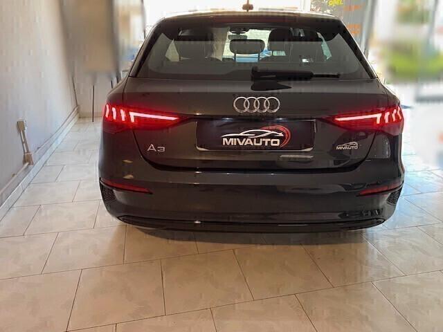 Audi A3 SPB 2.0 TDI 116cv S TRONIC LINE EDITION