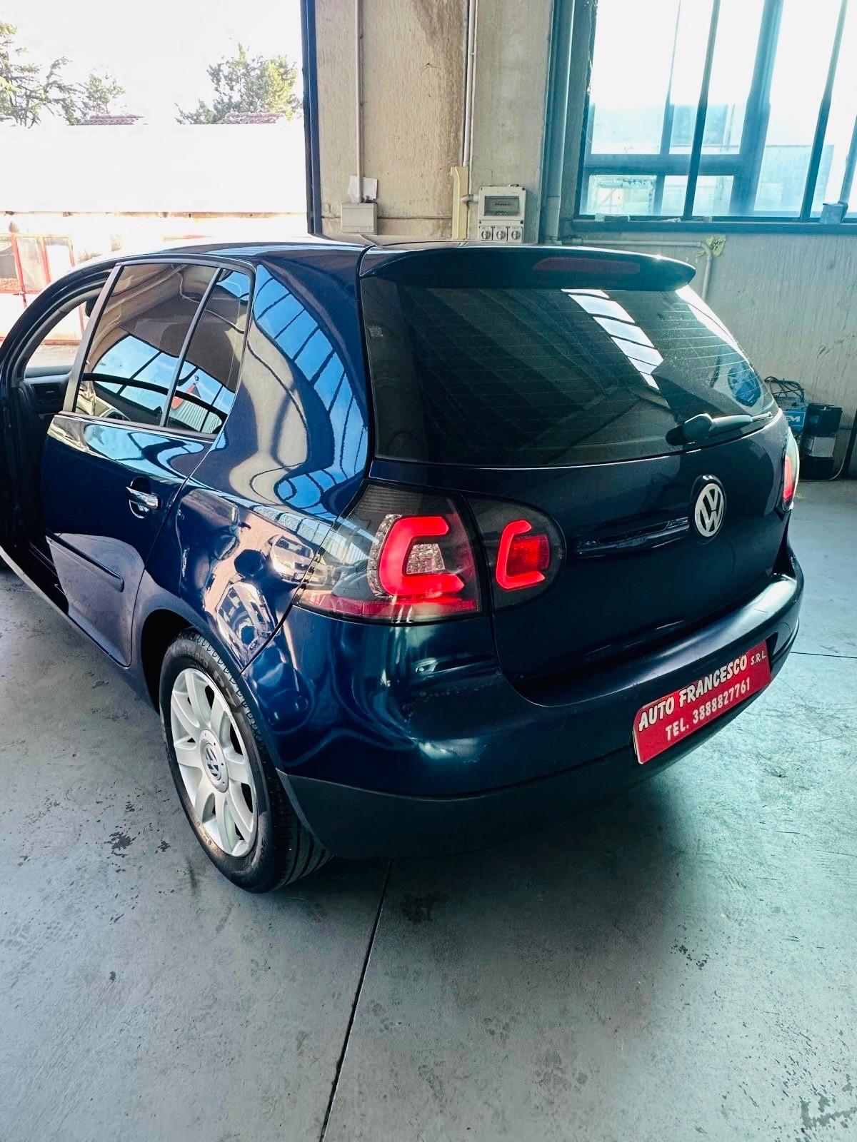 Volkswagen Golf 2.0 16V TDI 5p. Sportline