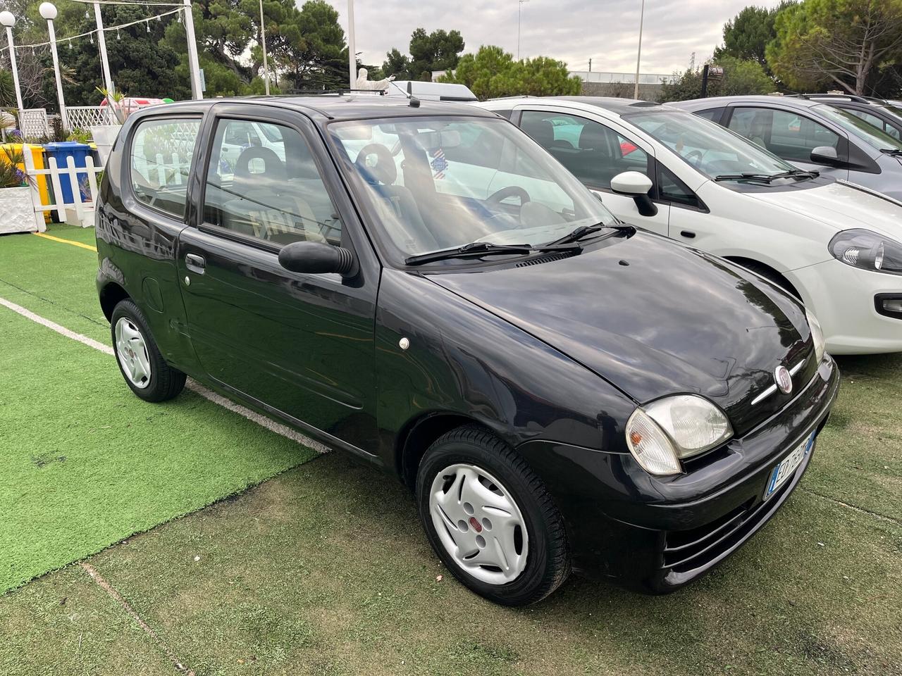 Fiat 600 1.1 Active