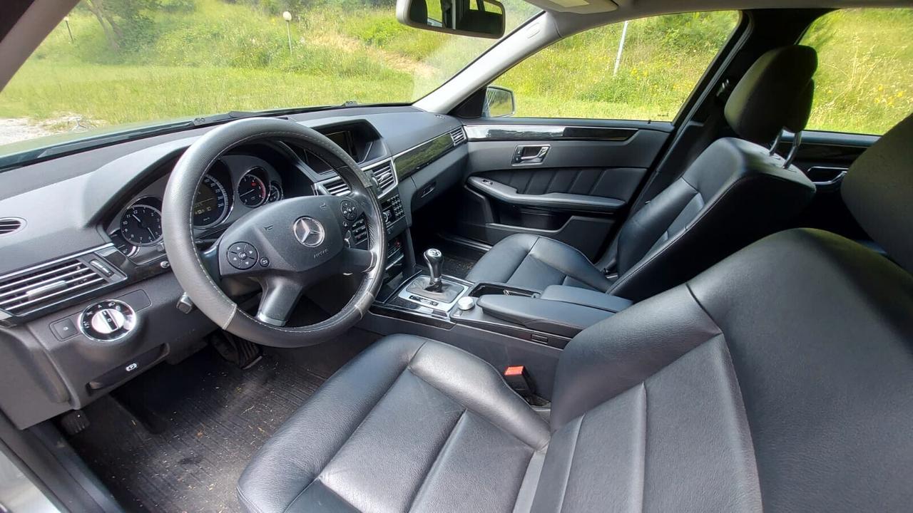 Mercedes-Benz E 250 CDI S.W. BlueEFFICIENCY Avantgarde 18"