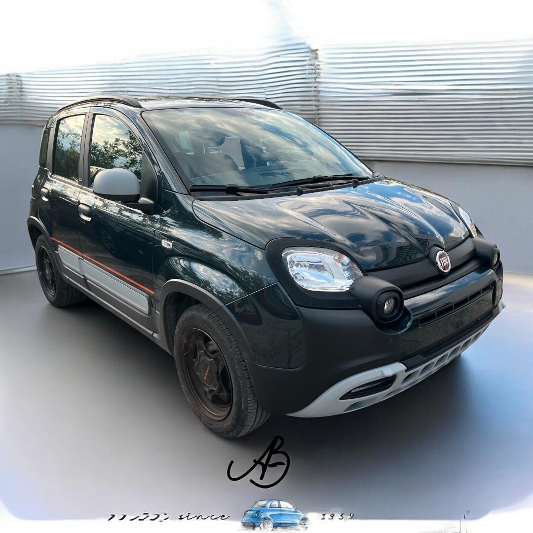 Fiat Panda 1.0 FireFly S&S Hybrid Garmin