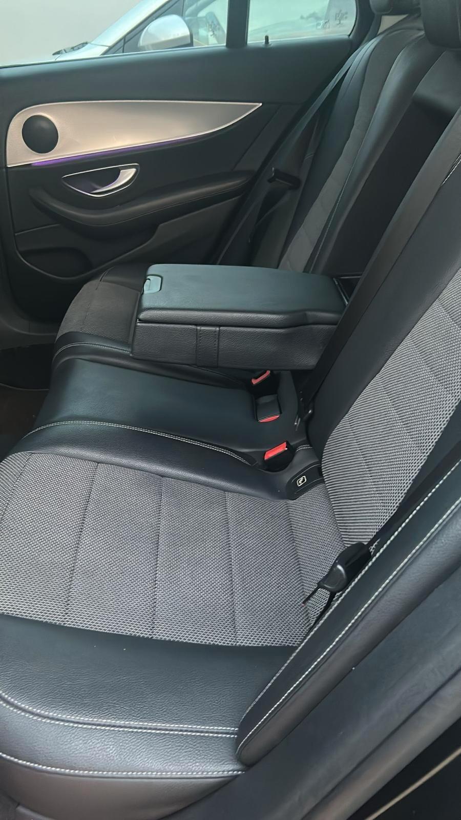 Mercedes-benz E 220 200 BlueTEC Premium