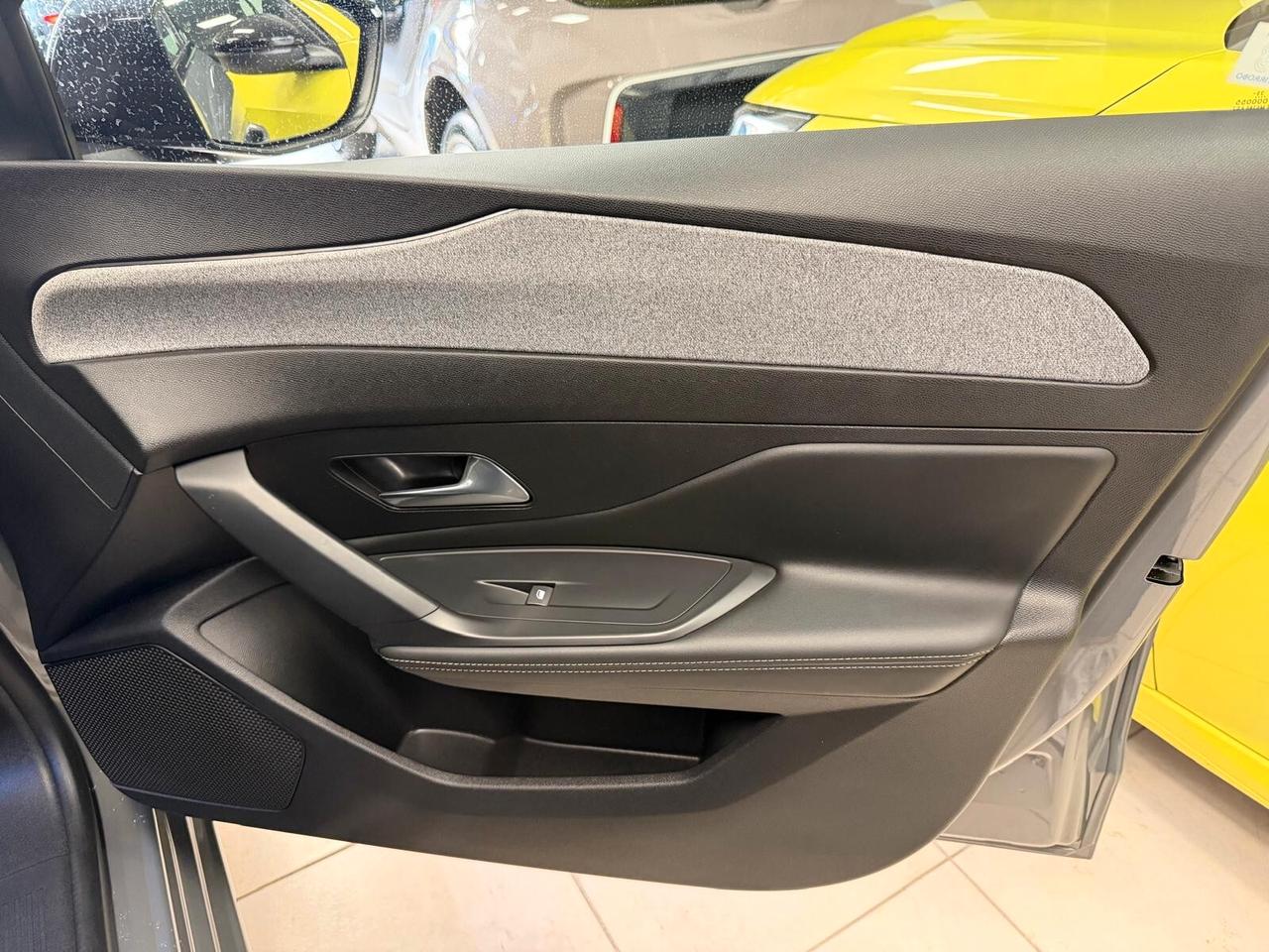 Peugeot 308 PureTech Turbo 130 S&S Allure con rate da 190 al mese