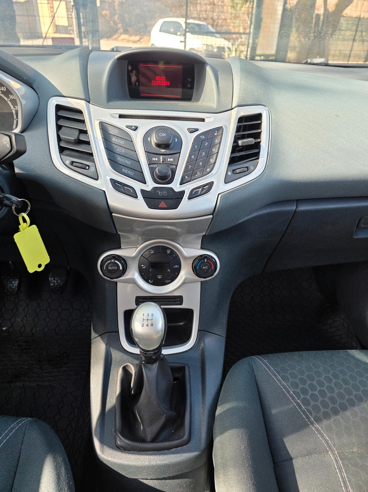 Ford Fiesta 1.4 TDCi 5p. Titanium