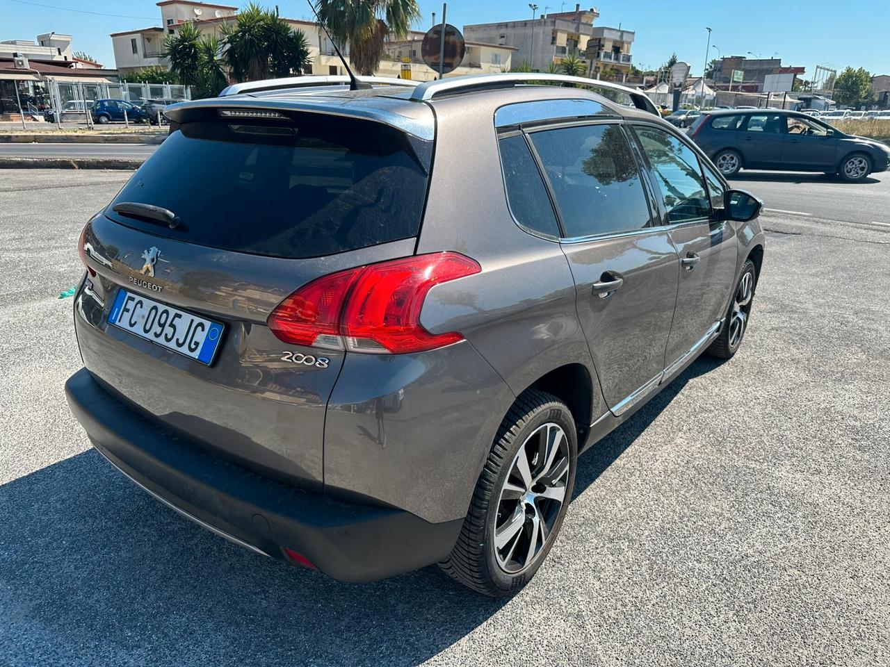 PEUGEOT 2008 ALLURE 1.6BlueHDI 120CV S&S EURO6B