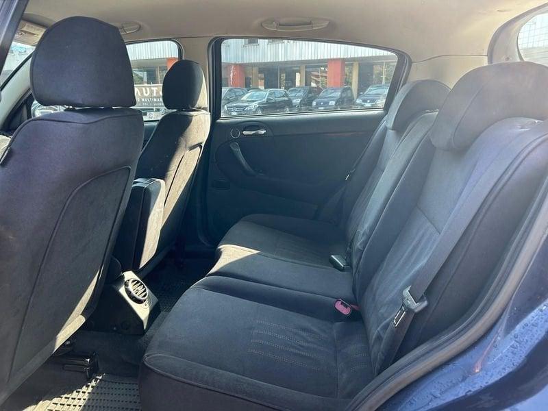 Alfa Romeo 147 147 1.9 JTD 5P MURPHYENYE