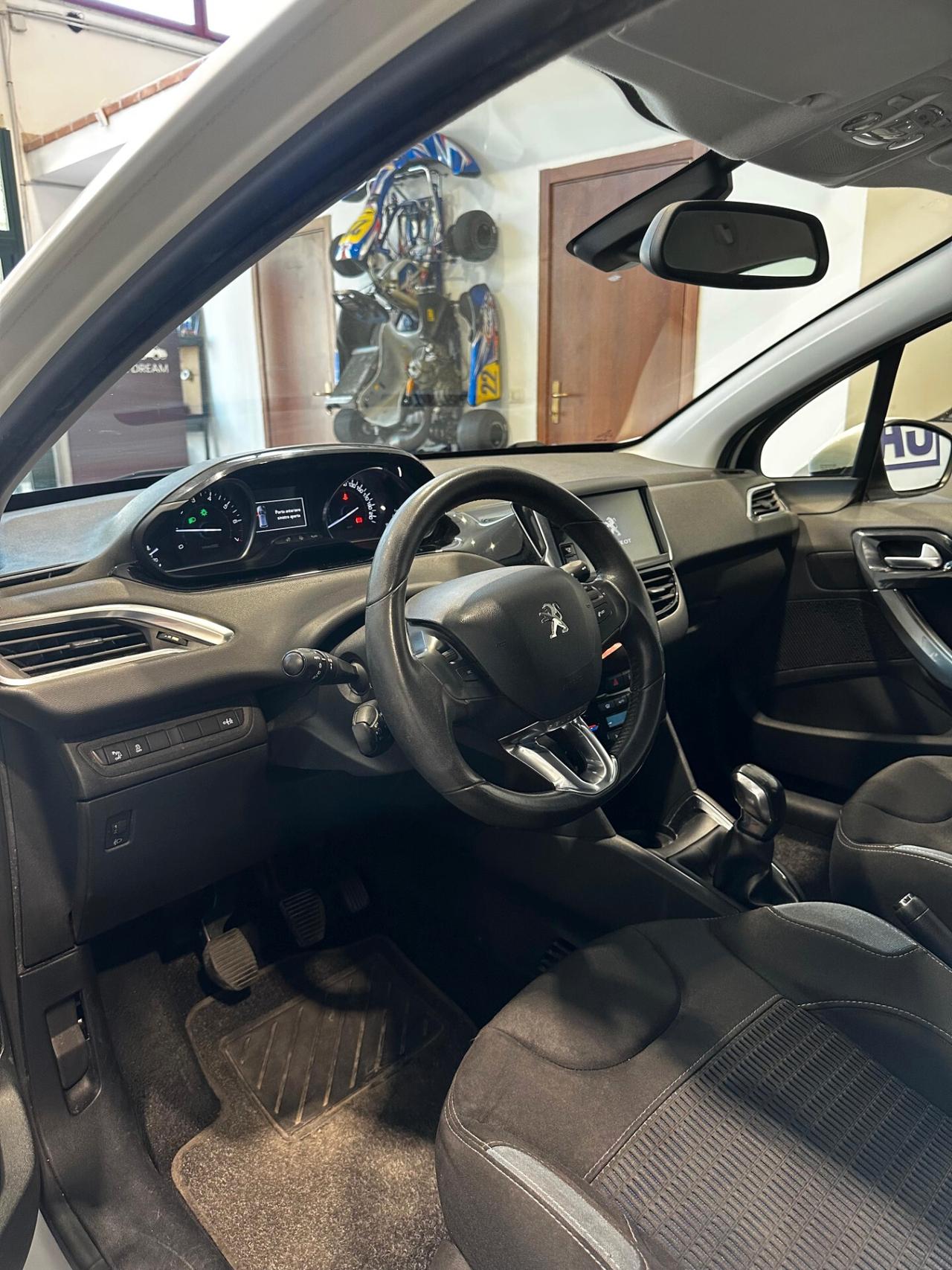 Peugeot 208 1.2 VTi 82 CV 5 porte Access