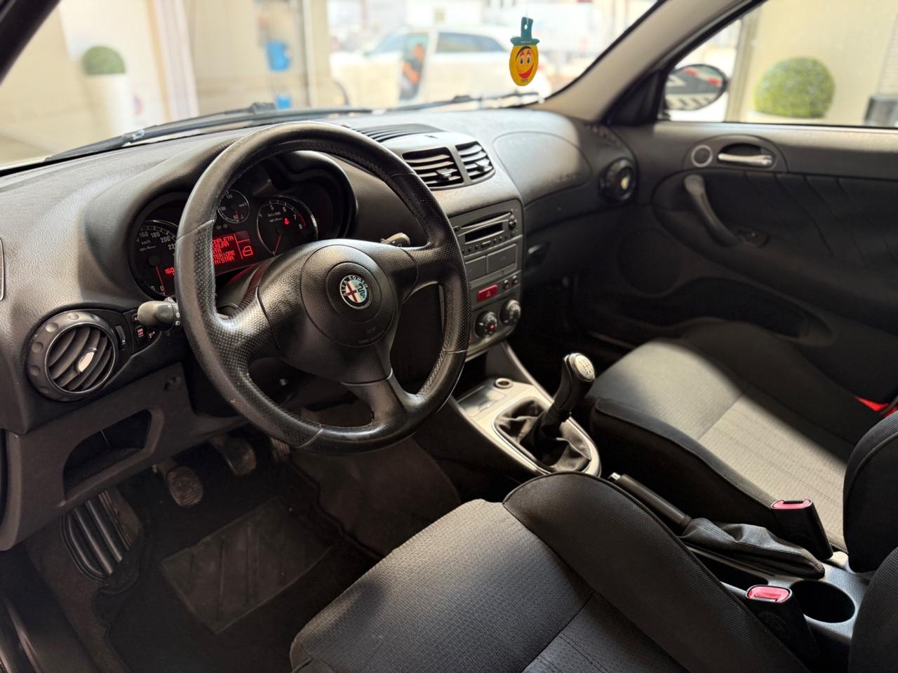 Alfa Romeo 147 1.6 16V TS 5 porte Distinctive