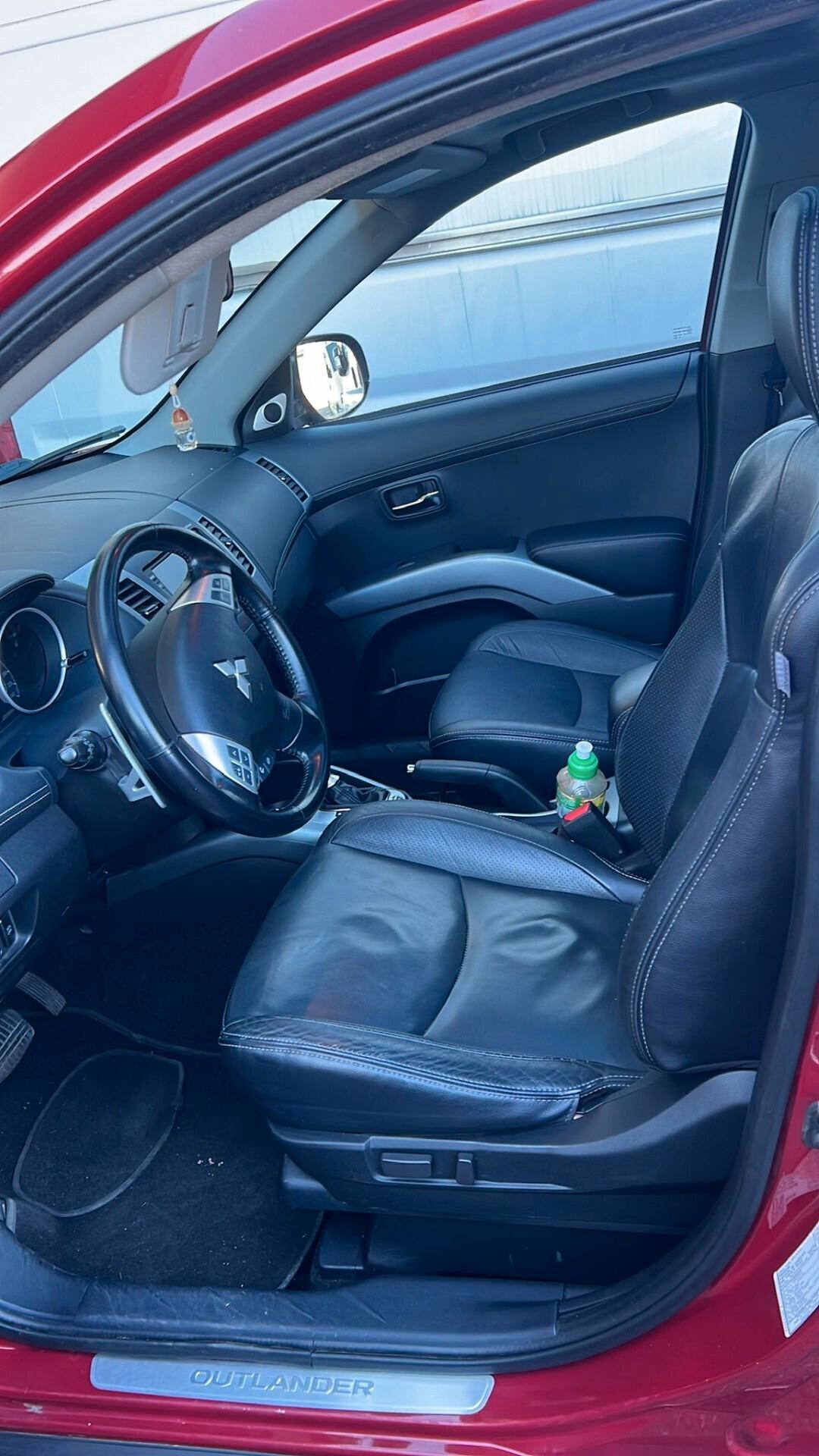 Mitsubishi Outlander 2.2 DI-D Intense DPF