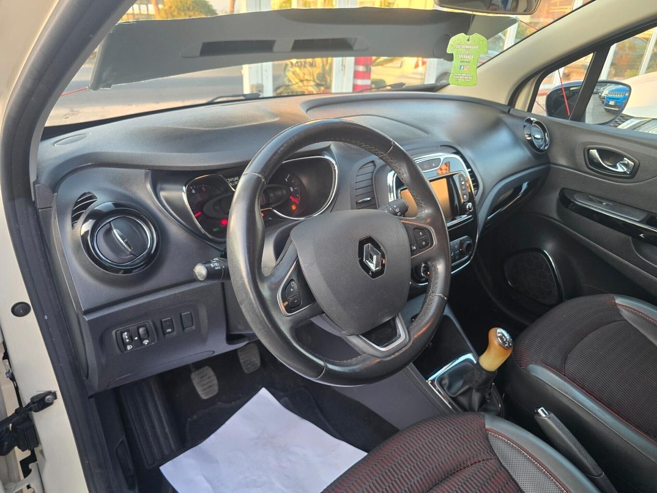 Renault Captur dCi 90CV EDC S&S Energy Intens