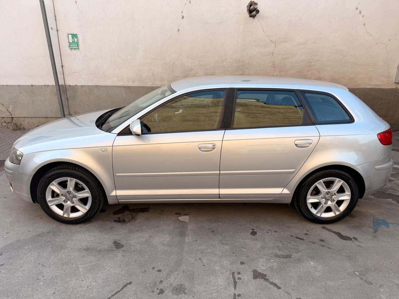 Audi A3 SPB 1.6 16V FSI Ambition