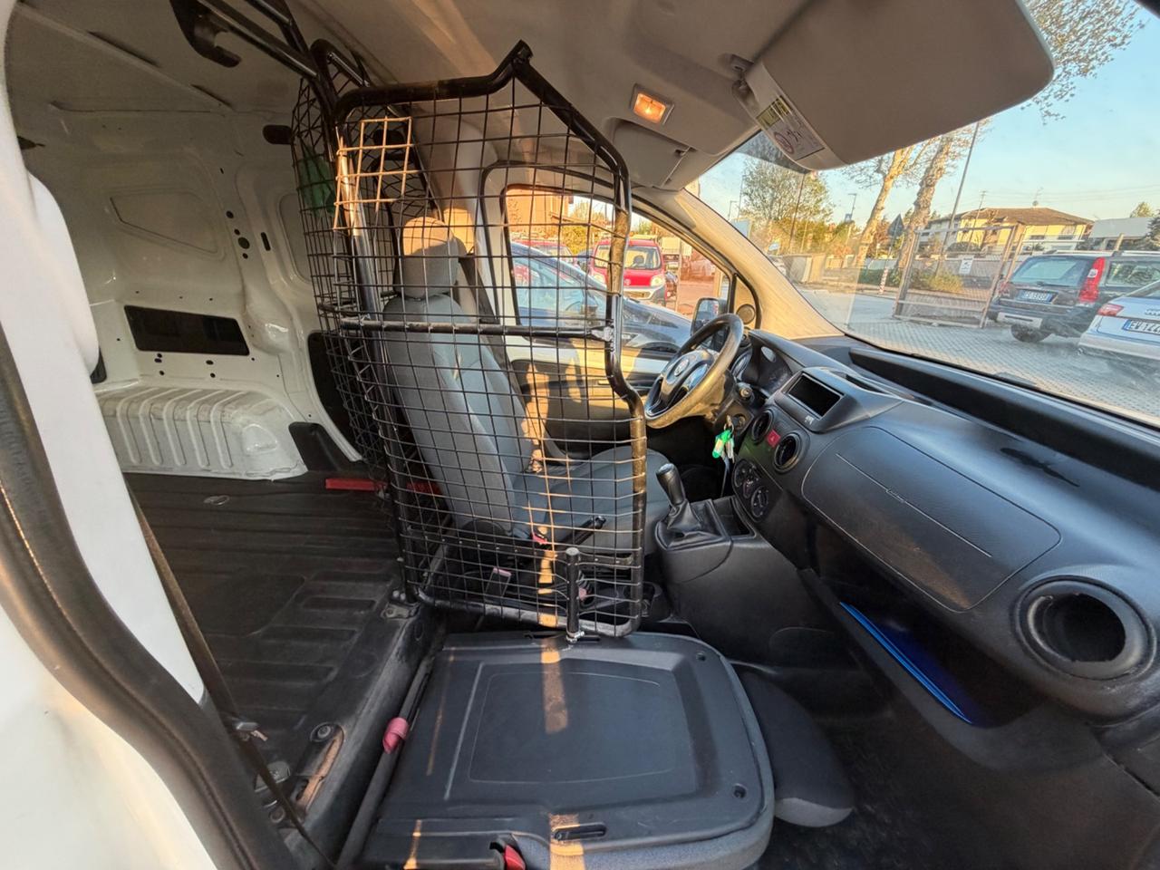 FIAT FIORINO diesel 1.3 GRIGLIA APRIBILE, SEDILE RIBALTABILE