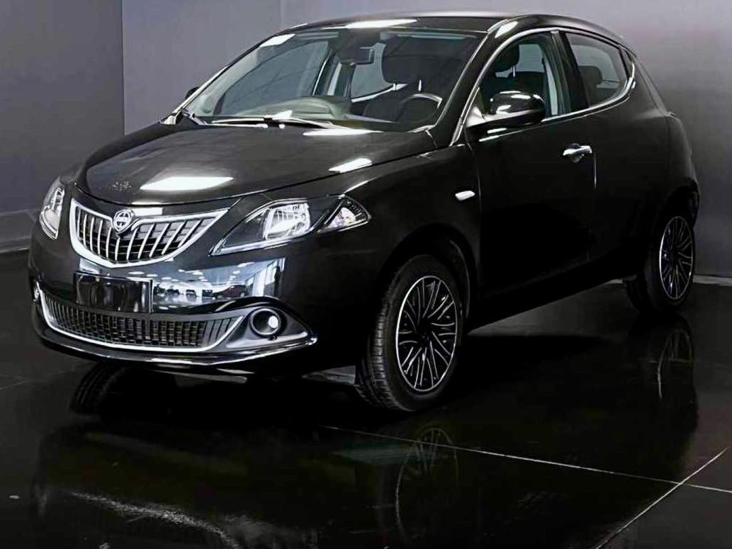 Lancia Ypsilon 1.0 FireFly 5 porte S&S Hybrid Ecochic Gold