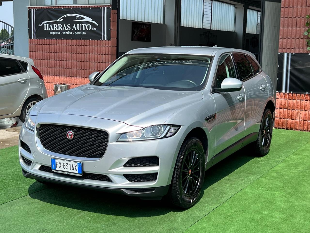 Jaguar F-Pace 2.0 D 180 CV aut. Portfolio