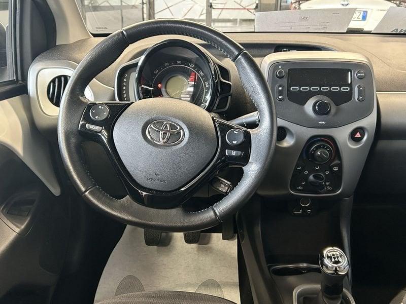 Toyota Aygo Aygo 1.0 VVT-i 69 CV 5 porte. x-cool