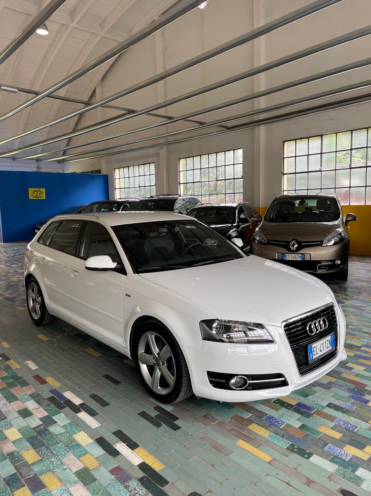 Audi A3 2.0 Tdi 140cv S-Tronic S LINE 100 Mila Km