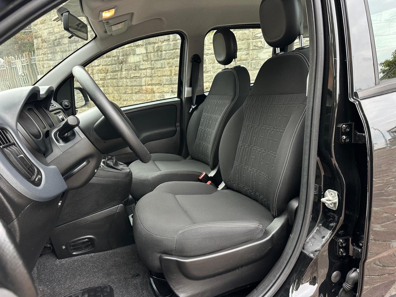Fiat Panda 1.0 FireFly S&S Hybrid Garmin