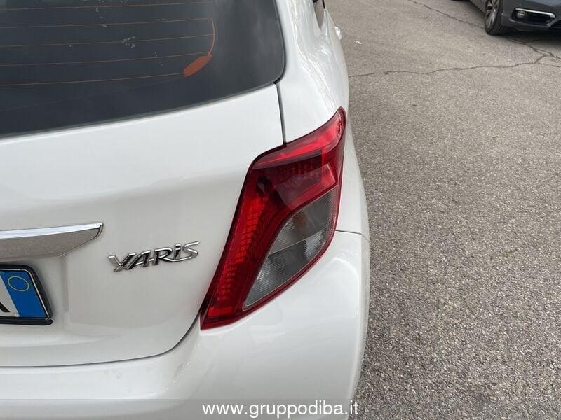 Toyota Yaris III 2011 Benzina 3p 1.0 Lounge