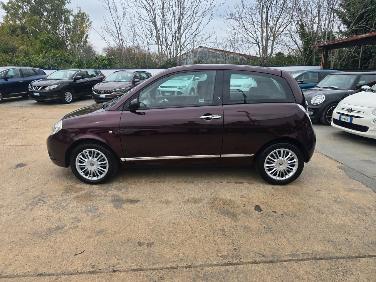 Lancia Ypsilon 1.2 Oro Bianco