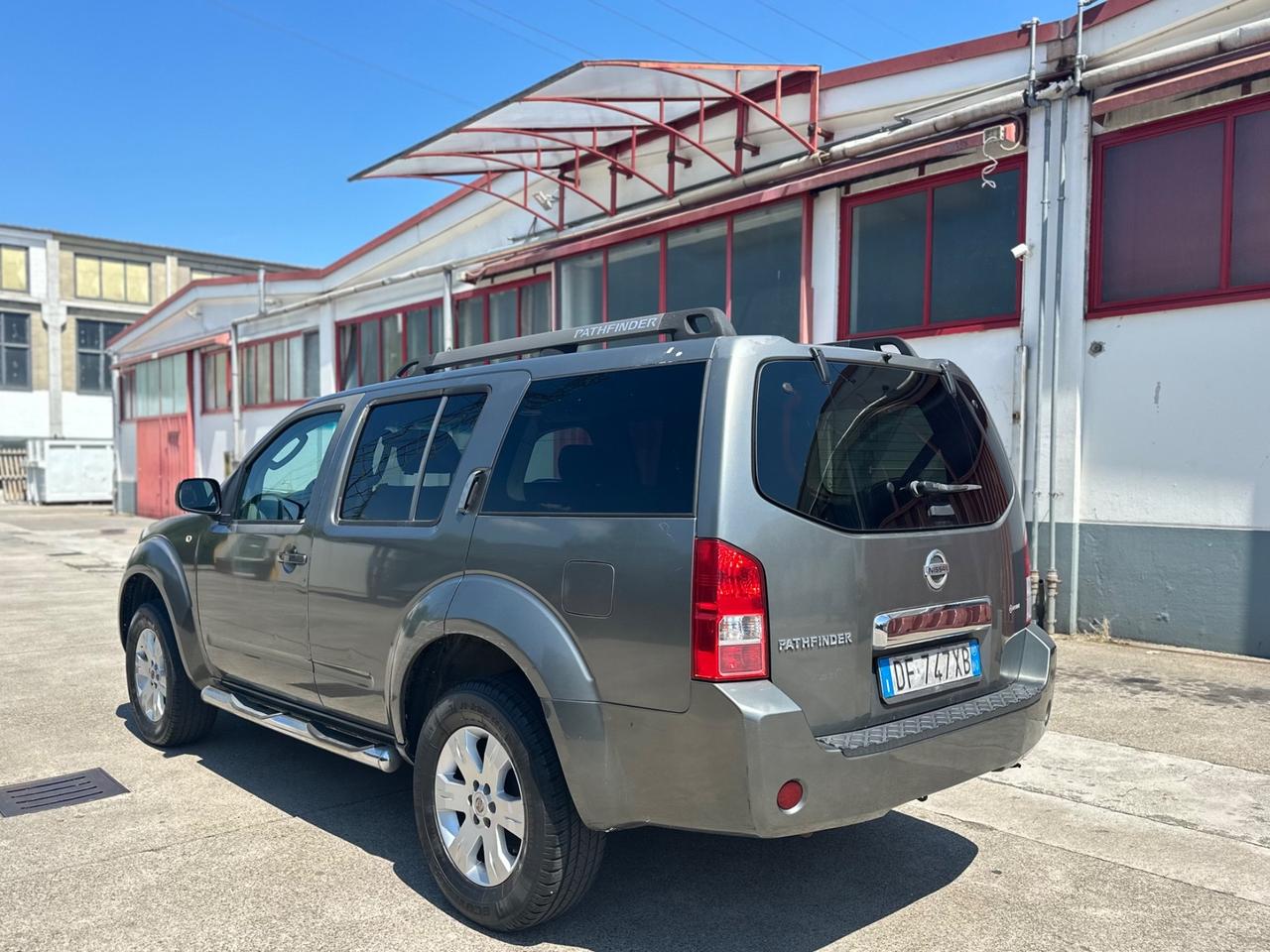 Nissan Pathfinder 2.5 dCi XE Plus