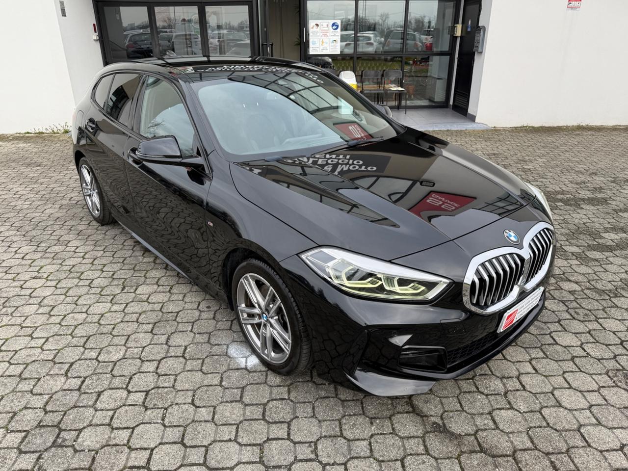 Bmw 118- 2.0d 5p. Msport | VOLANTE ALCANTARA