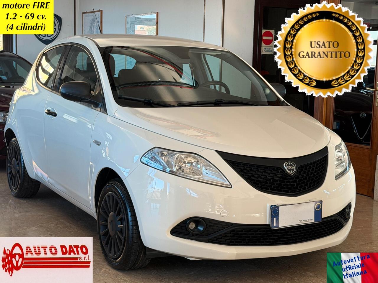 Lancia Ypsilon 1.2 69 cv. ELEFANTINO BLU