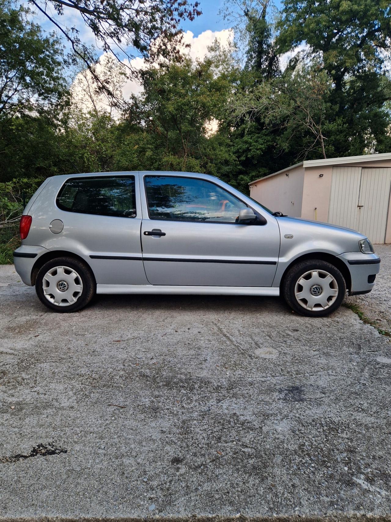Volkswagen Polo 1.0 Benz 60CV - 2001