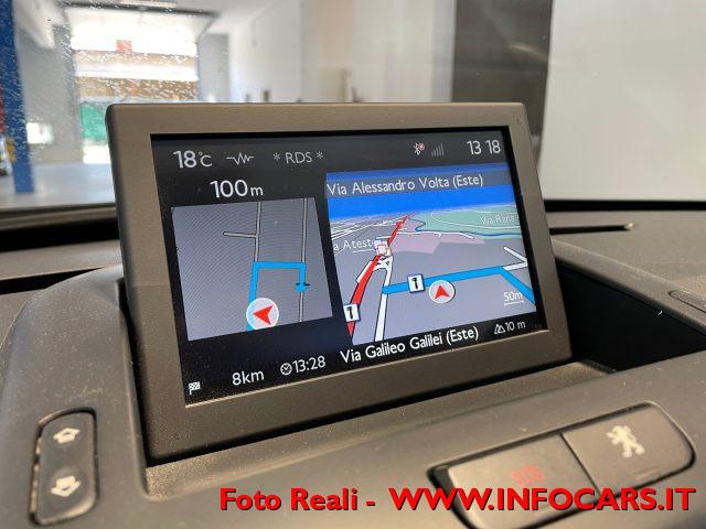 PEUGEOT 3008 1.6 HDi 115CV Active