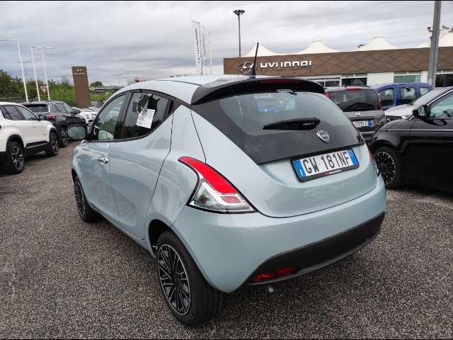 LANCIA Ypsilon 1.0 firefly hybrid Oro s&s 70cv