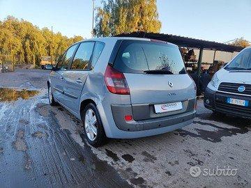 RENAULT Scénic 1.5 diesel