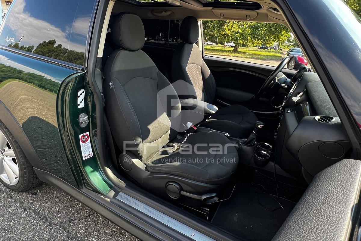 MINI Mini 2.0 16V Cooper SD