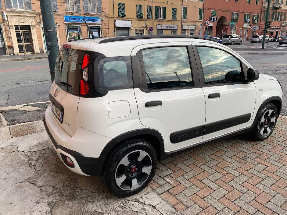 Fiat Panda 1.0 FireFly S&S Hybrid City Cross
