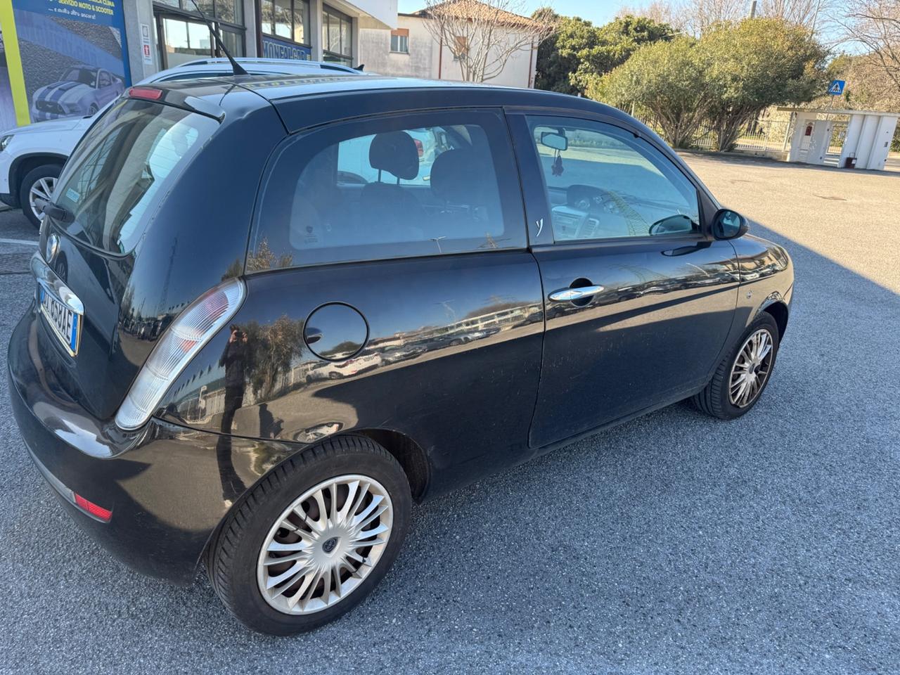 Lancia Ypsilon 1.2 Argento