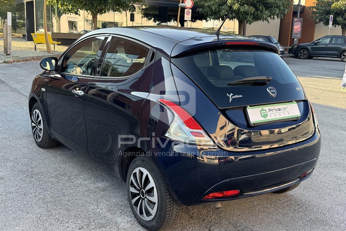 LANCIA Ypsilon 1.2 69 CV 5 porte Silver
