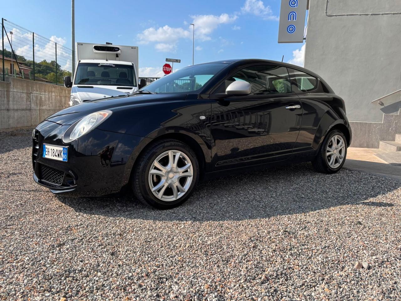 Alfa Romeo MiTo 1.4 78 CV 8V S&S Distinctive ok neopatentati