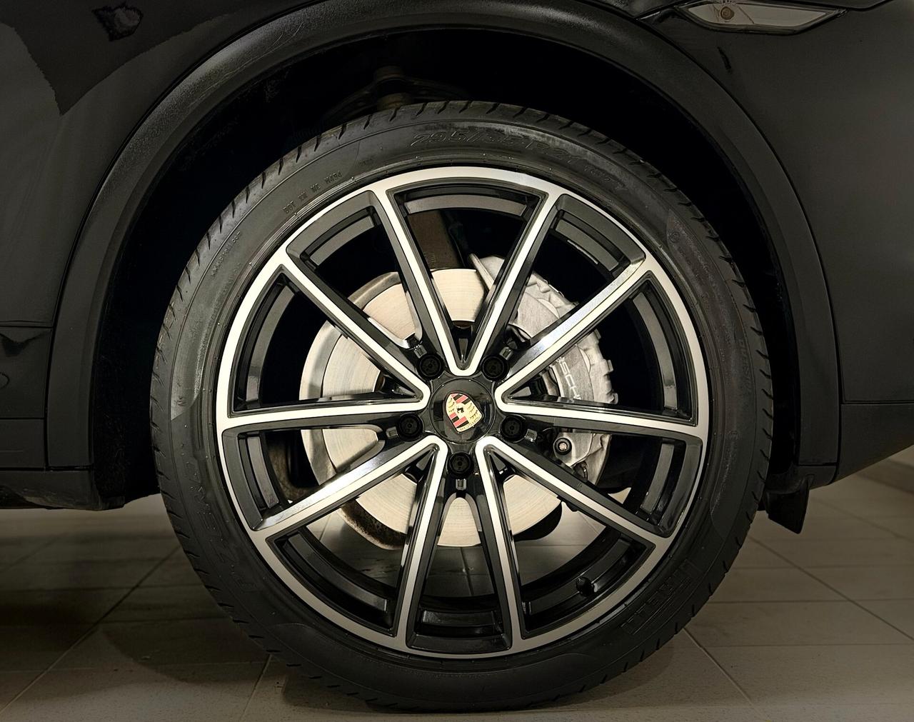 Porsche Cayenne 3.0 V6 240CV TIPTRONIC TETTO FINANZIABILE