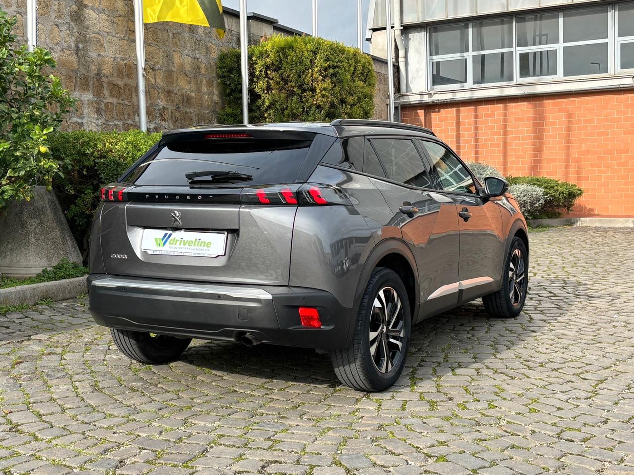 Peugeot 2008 BlueHDi 100 S&S Allure Navi Pack