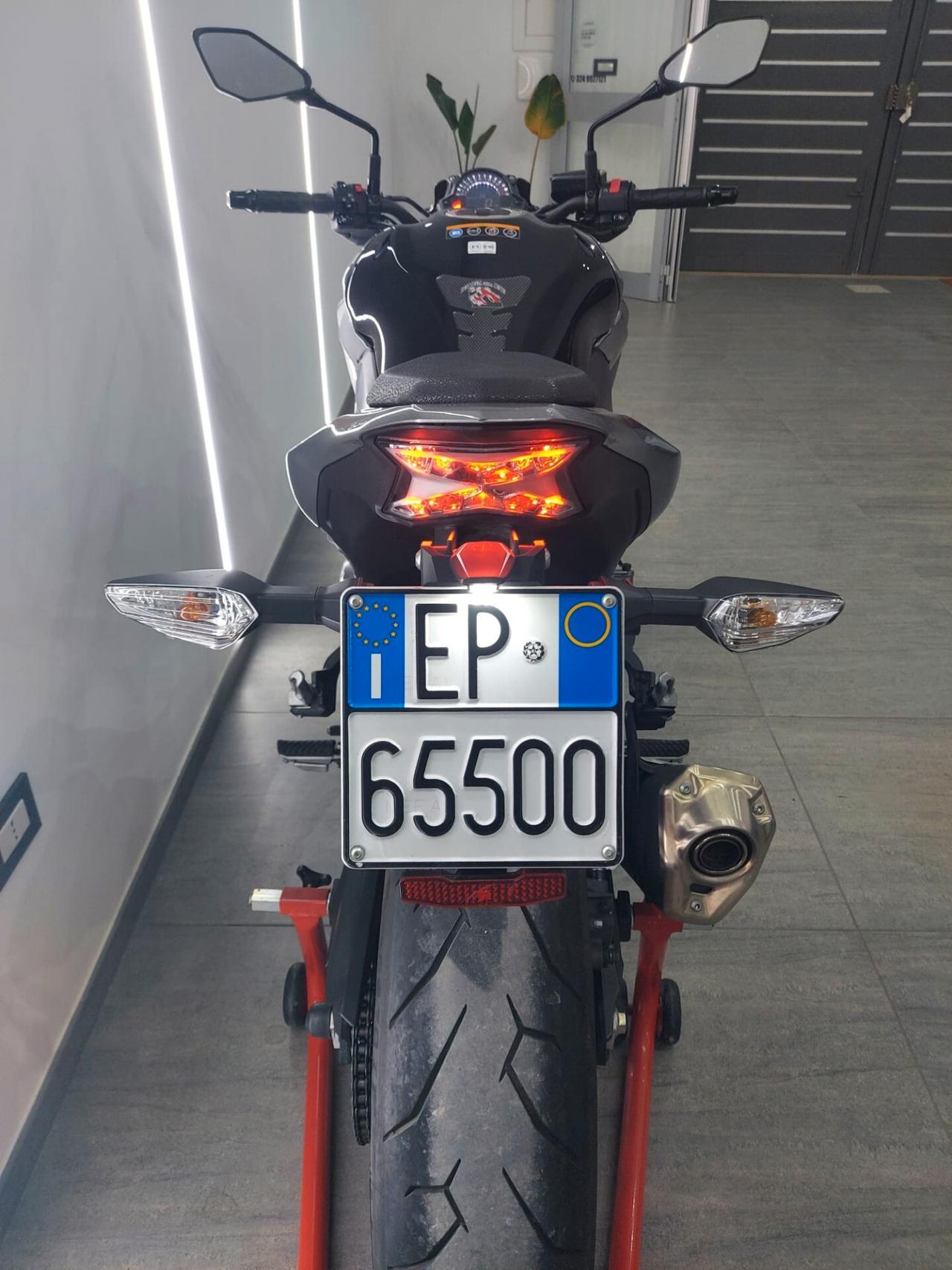 Kawasaki Z 900 2019