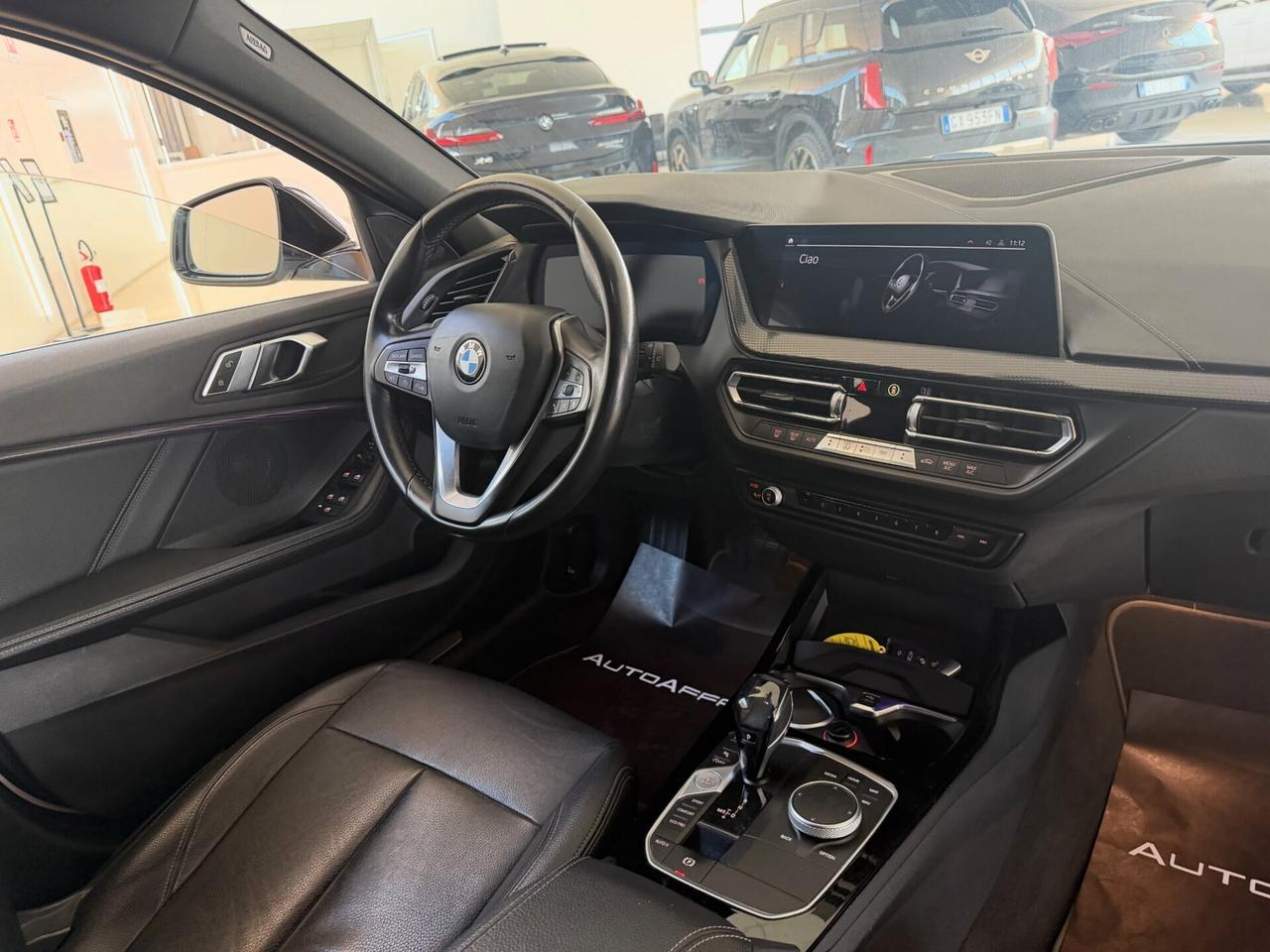 Bmw 118 118d 5p. Luxury