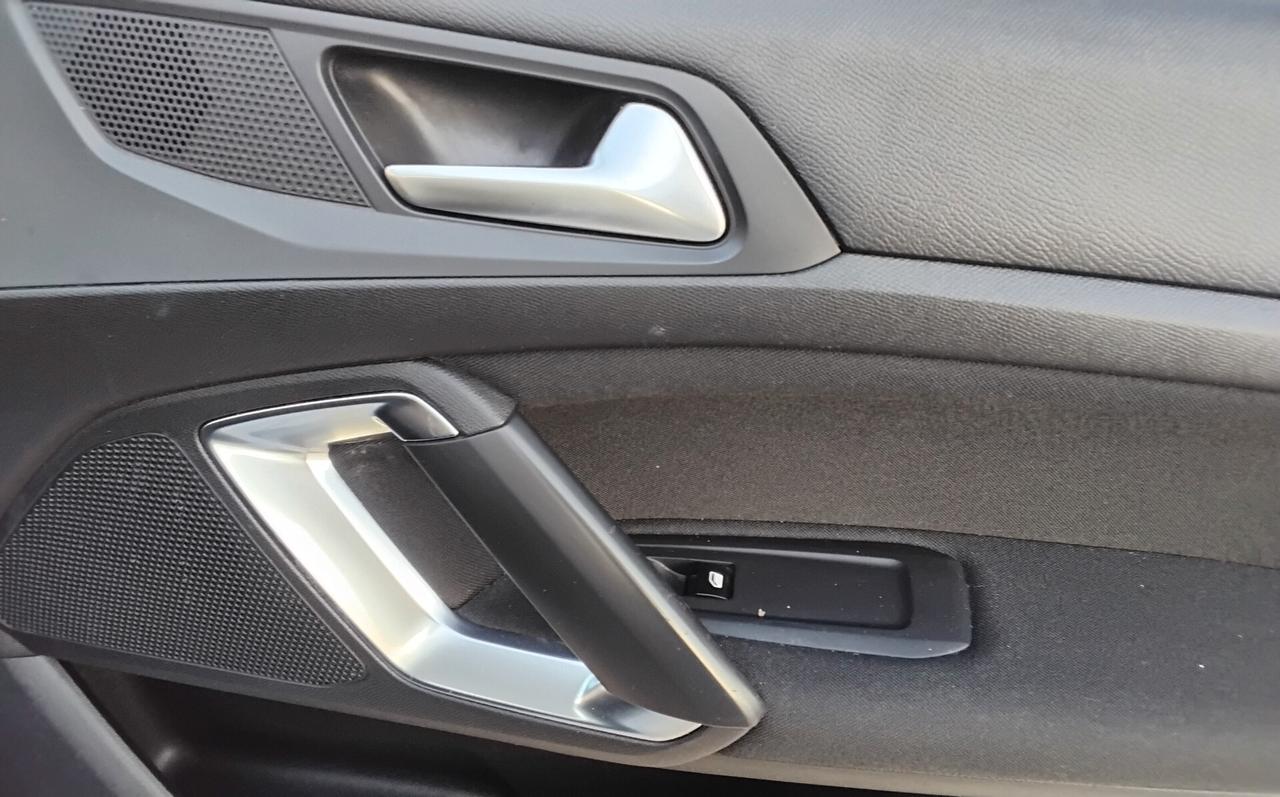 Peugeot 308 BlueHDi 100 S&S SW Business