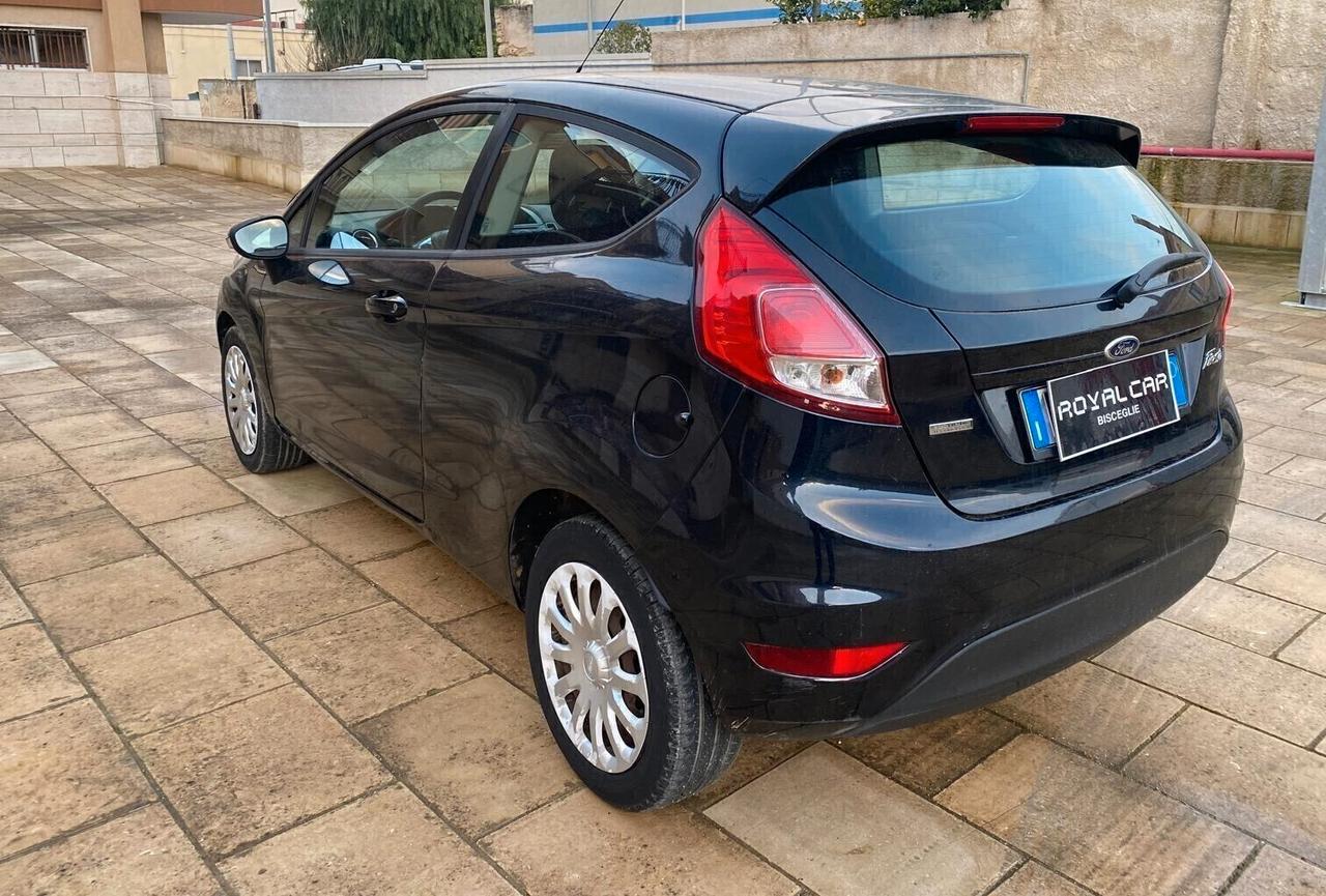 Ford Fiesta 1.5 TDCi 75CV 3 porte Titanium USATA