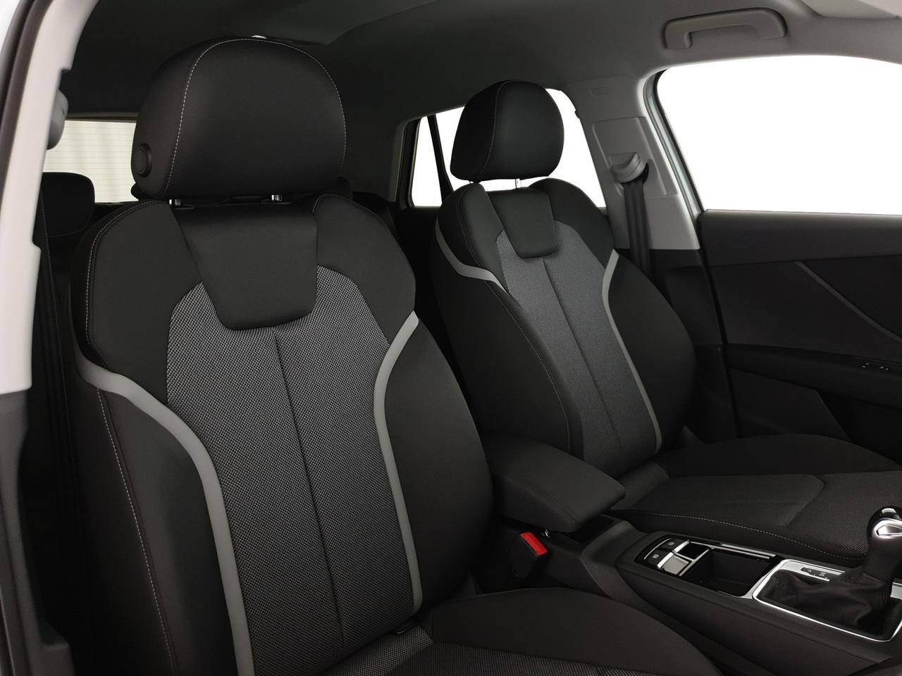 35TDI 150CV S tronic Identity Black