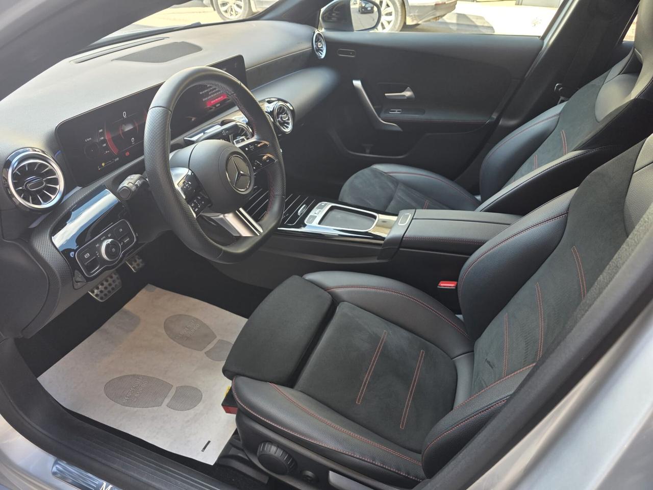 Mercedes-benz A 180 d Automatic AMG Line Premium+Cerchi 19+Virtual..