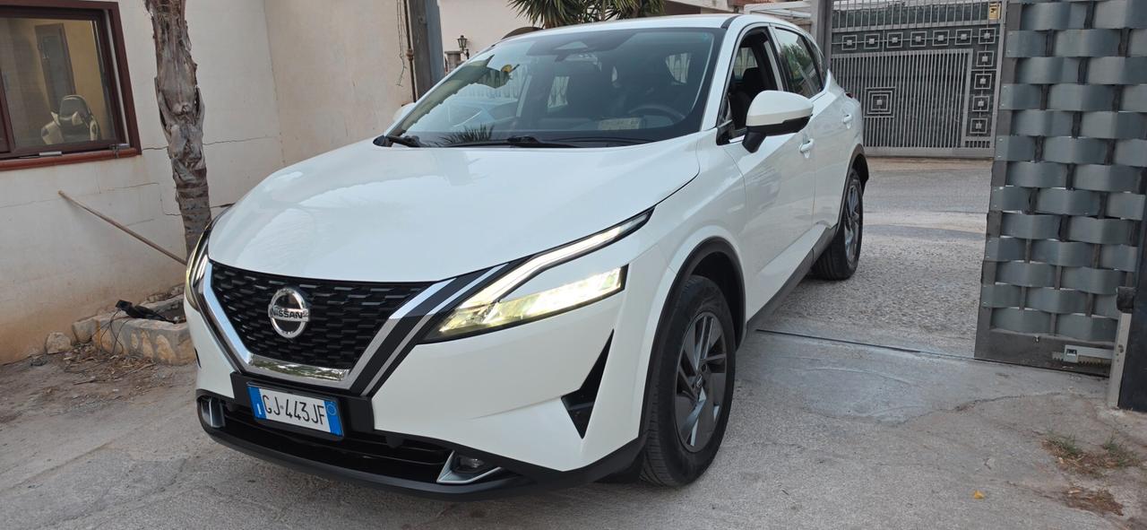 Nissan Qashqai MHEV 140 CV Business