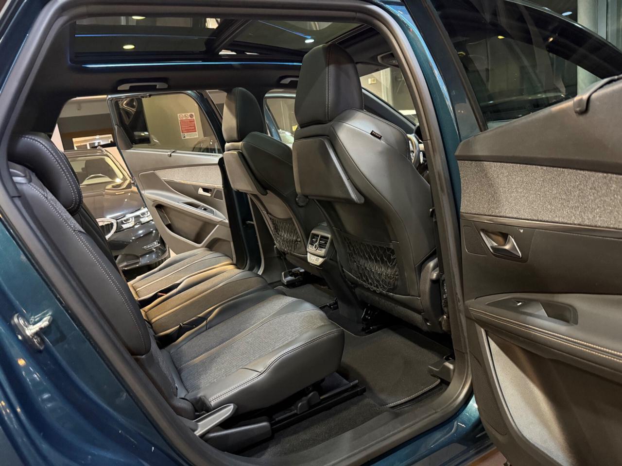 1.5 bluehdi 7 POSTI TETTO PANORAMICO !!