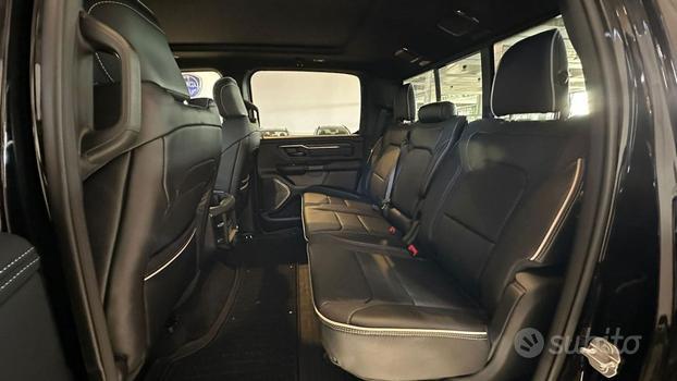 DODGE RAM NEW LIMITED NIGHT 3.0L 540CV
