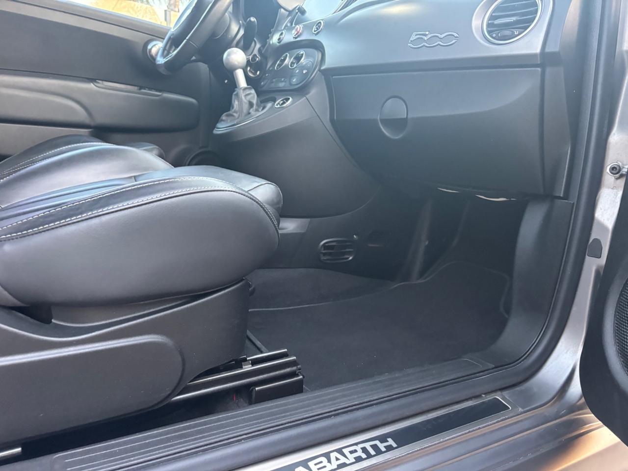 Abarth 595 1.4 Turbo T-Jet 165 CV Turismo